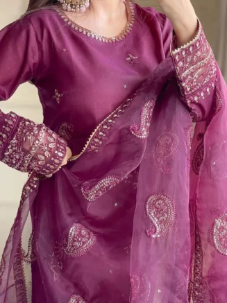 TLC-011_-_Laal_ClothingID-_LMC1224Eid_inspo_ft._laalclothing_official_ca_ootd_ootdfashion_oo_2_1000x