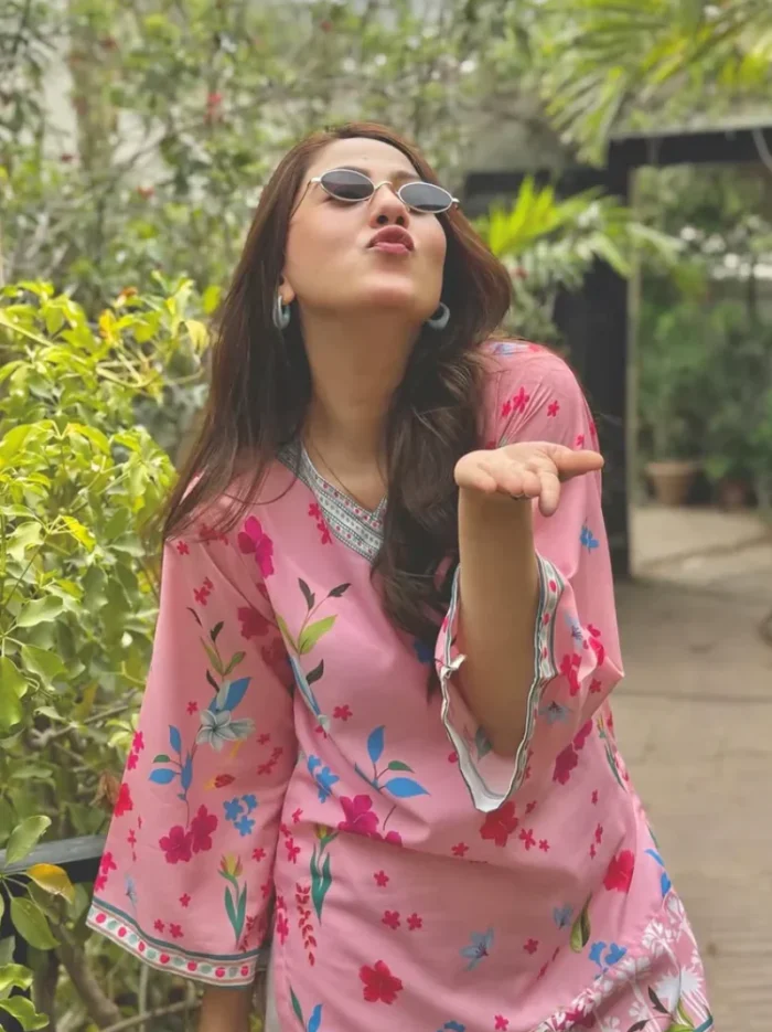 Untitled_design_56_1000x