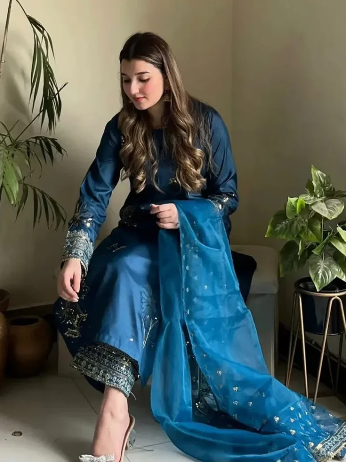 bf8215d0-3108-4782-b2d3-b35236183859_1000x